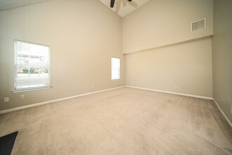 1916 Gates Ferry Way in Mcdonough, GA - Foto de edificio - Building Photo