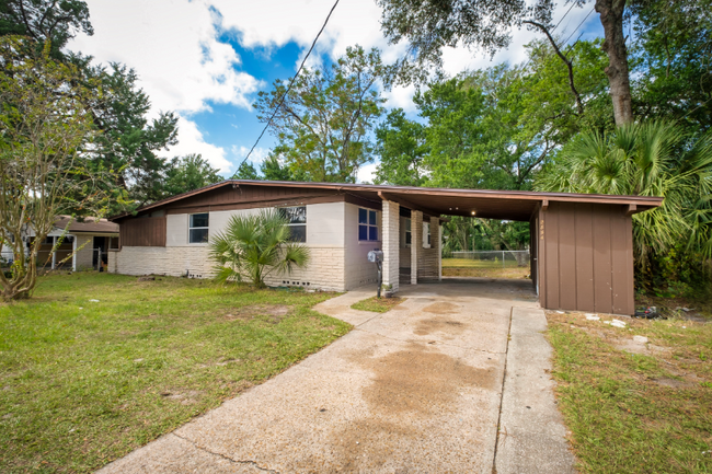 property at 2854 Rogero Rd