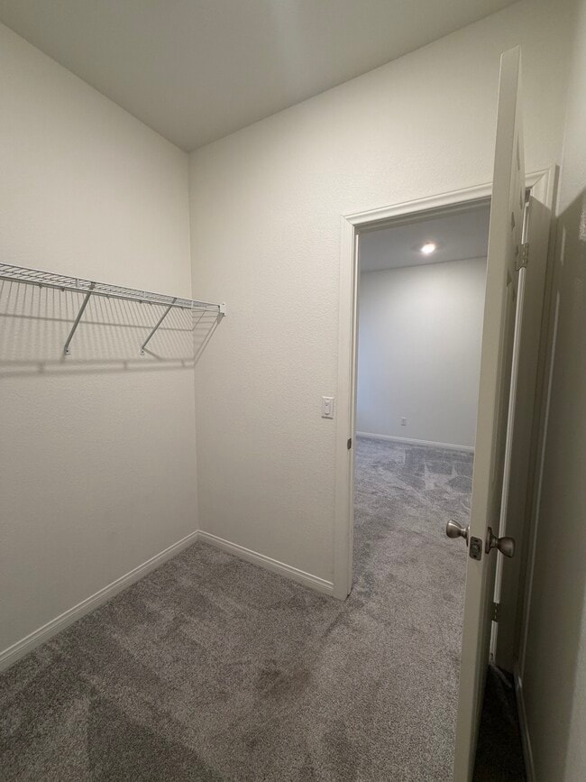 41018 Chambord Dr, Unit A in Lake Elsinore, CA - Building Photo - Building Photo
