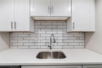 1447 Southland Vista Ct NE in Atlanta, GA - Building Photo - Building Photo