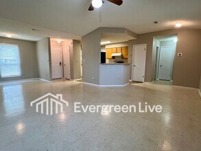 101 Morning Bloom Ct in Raeford, NC - Building Photo - Building Photo