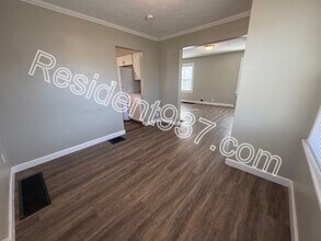 1727 Patterson Rd in Dayton, OH - Building Photo - Building Photo