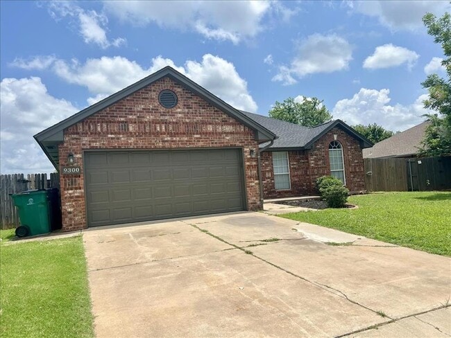 9300 Buttonwood Ave in Oklahoma City, OK - Building Photo - Building Photo