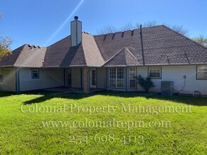 1908 Wolverine Trail in Harker Heights, TX - Foto de edificio - Building Photo