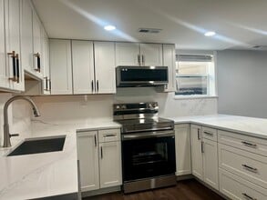 6522 Spaulding Ave in Lincolnwood, IL - Building Photo - Building Photo