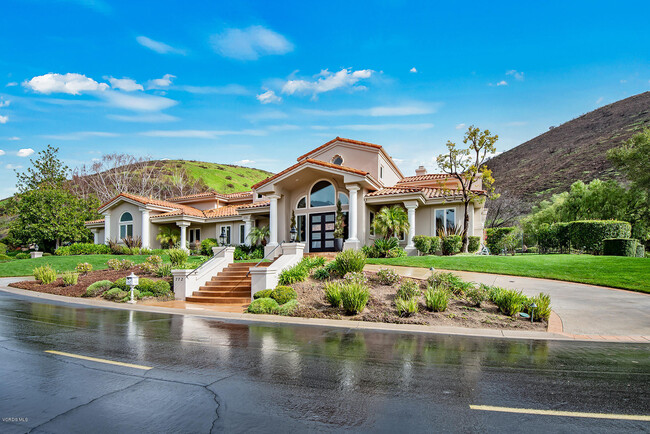 772 Country Valley Rd in Westlake Village, CA - Building Photo - Building Photo