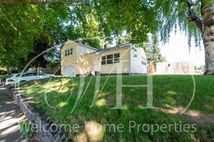 904 E Sumach St in Walla Walla, WA - Building Photo