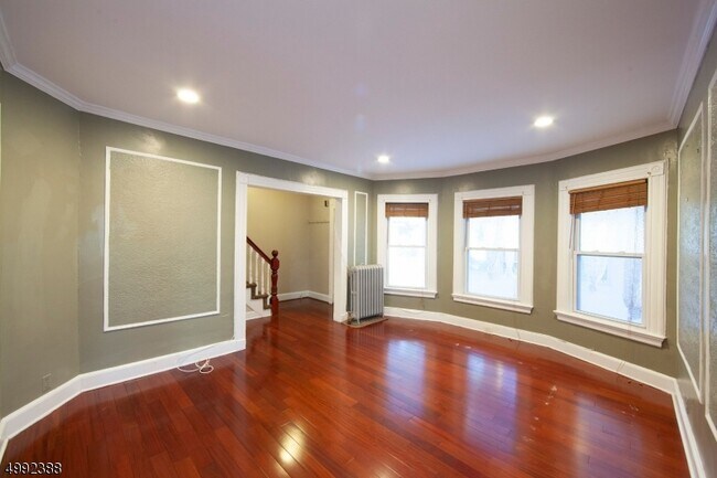 51 Cedar Ave in Montclair, NJ - Building Photo - Building Photo