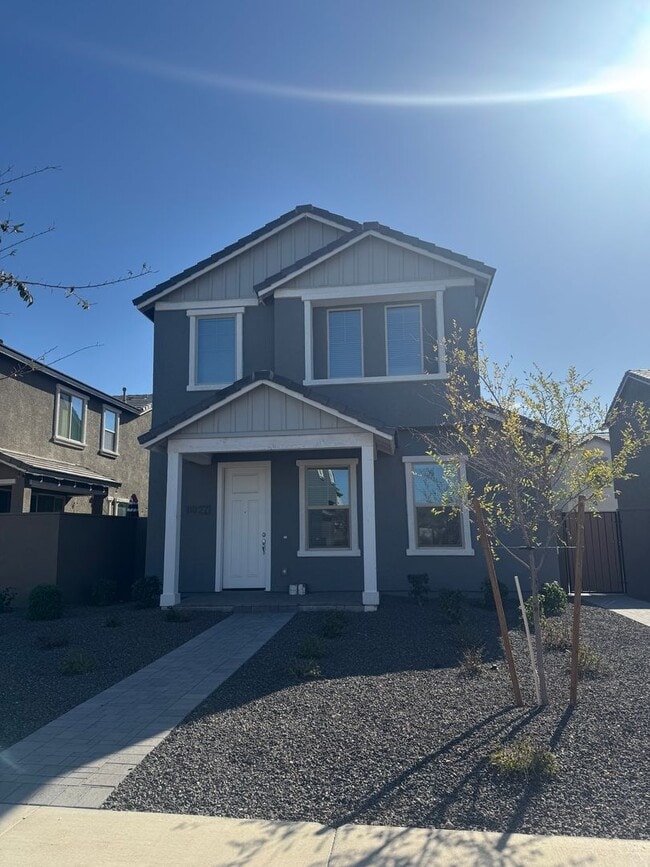 property at 1927 W Hide Trl