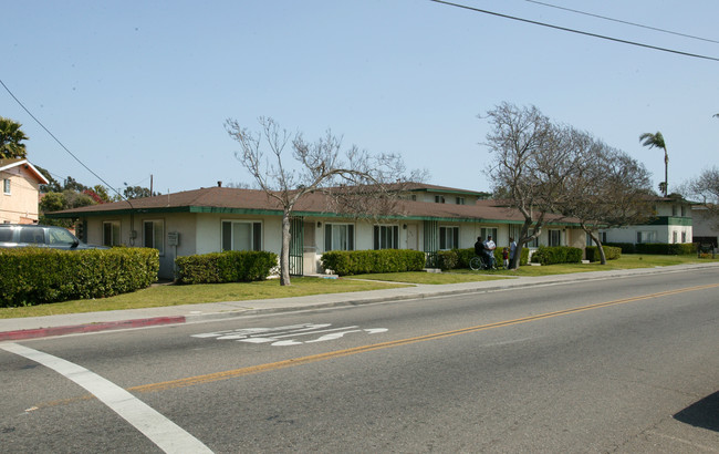 California Gardens in Oxnard, CA - Building Photo - Building Photo