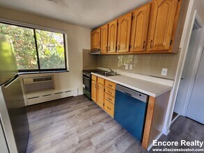 15 Chester St in Cambridge, MA - Building Photo - Building Photo