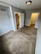 8290 Center Dr in De Soto, KS - Building Photo - Building Photo