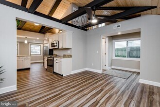 21 Elm Rd in Riva, MD - Building Photo - Building Photo