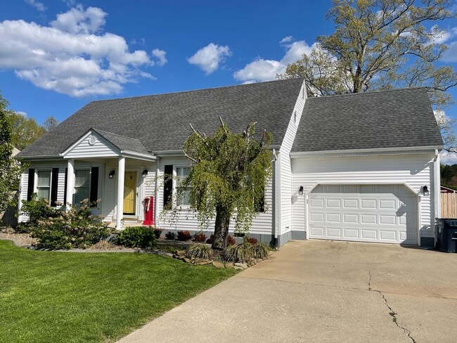 129 Mullins Ave in London, KY - Building Photo - Building Photo