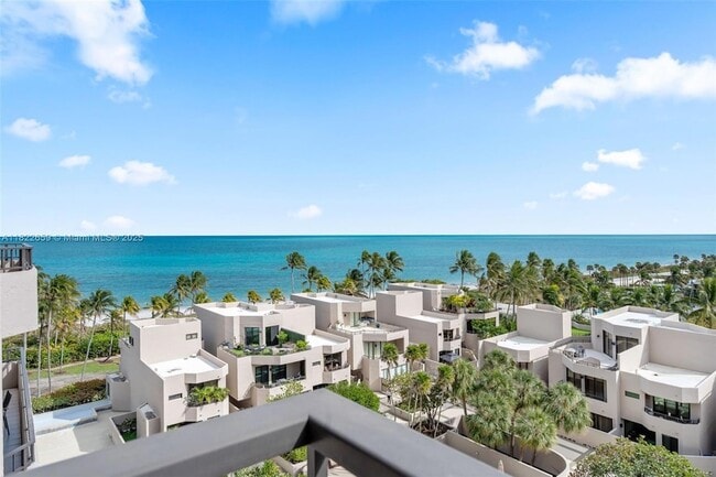 201 Crandon Blvd, Unit 739 in Key Biscayne, FL - Building Photo - Building Photo