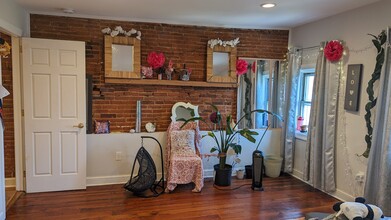 1216 Bolton St., Unit APT#3B in Baltimore, MD - Building Photo - Building Photo
