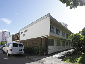 1707 Poki St in Honolulu, HI - Building Photo - Building Photo