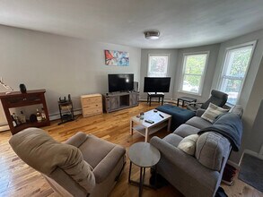 420 Norfolk St, Unit 420 in Somerville, MA - Building Photo - Building Photo
