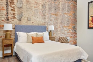 1016 Canal St in New Orleans, LA - Building Photo