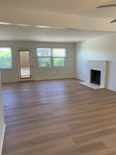 388 S Brookshire Ave in Ventura, CA - Building Photo - Building Photo