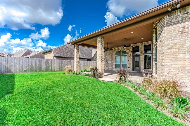 3205 Tamara Creek Ln in Pearland, TX - Foto de edificio - Building Photo