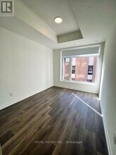 135 Canon Jackson Dr in Toronto, ON - Building Photo - Building Photo