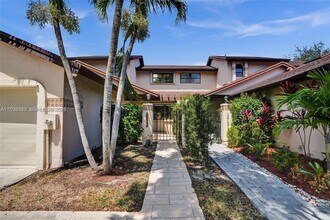 13705 SW 101st Terrace in Miami, FL - Building Photo - Building Photo