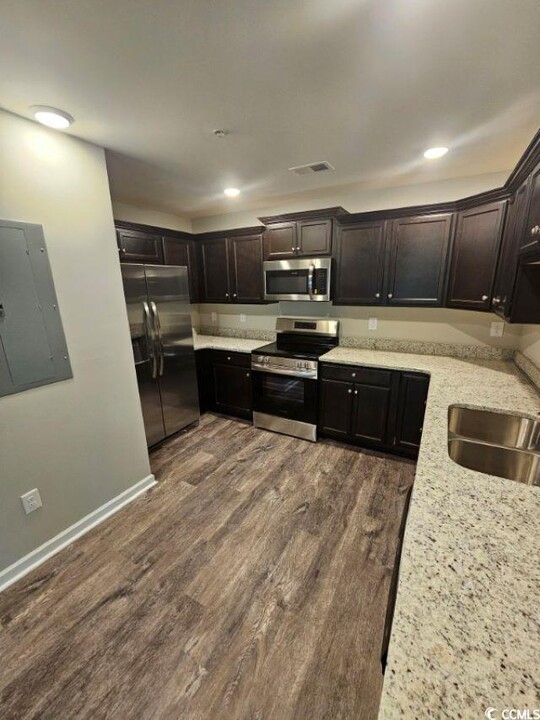 1100 Commons Blvd in Myrtle Beach, SC - Building Photo