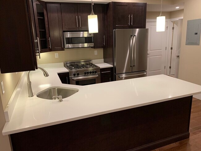 property at 7 Wendell Pl