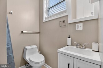 1919 19th St NW in Washington, DC - Building Photo - Building Photo