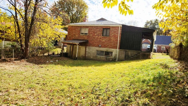 6657 Kenwood Dr in St. Louis, MO - Building Photo - Building Photo