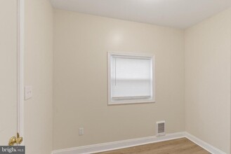 1611 Dounton St in Philadelphia, PA - Building Photo - Building Photo