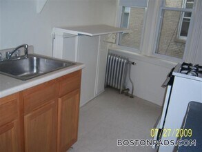 231-235 Park Dr in Boston, MA - Building Photo - Building Photo