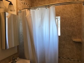 731 E Broadway in Long Beach, CA - Building Photo - Building Photo