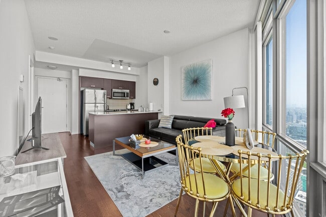 property at 76 Grenville St