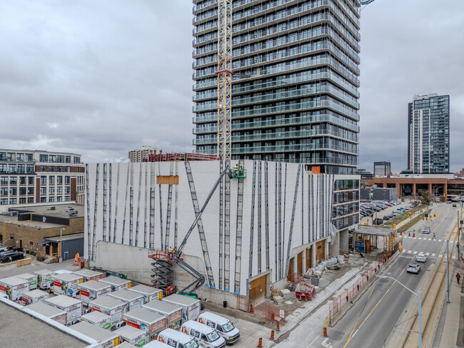 30 Francis Street South in Kitchener, ON - Building Photo - Building Photo