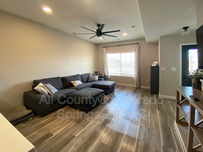 1762 Grand Overlook St in Colorado Springs, CO - Building Photo - Building Photo