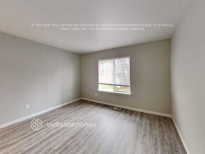 14416 11th Ave Ct E in Tacoma, WA - Foto de edificio - Building Photo