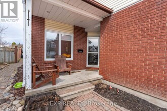 1510 Delia Crescent in Ottawa, ON - Building Photo - Building Photo