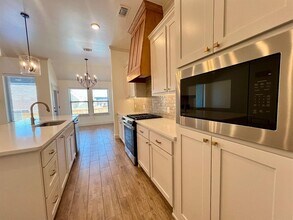 9333 SW 42nd St in Oklahoma City, OK - Building Photo - Building Photo