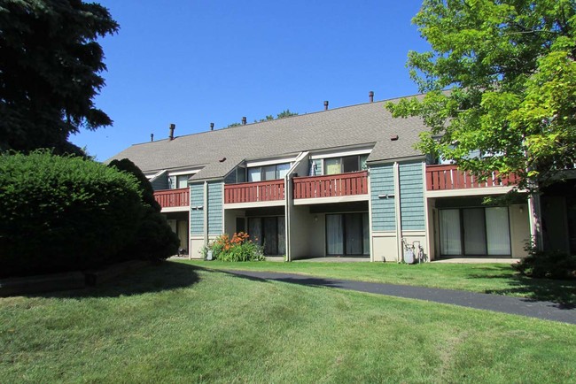 Lakeview Family Townhomes in Rochester, NY - Foto de edificio - Building Photo