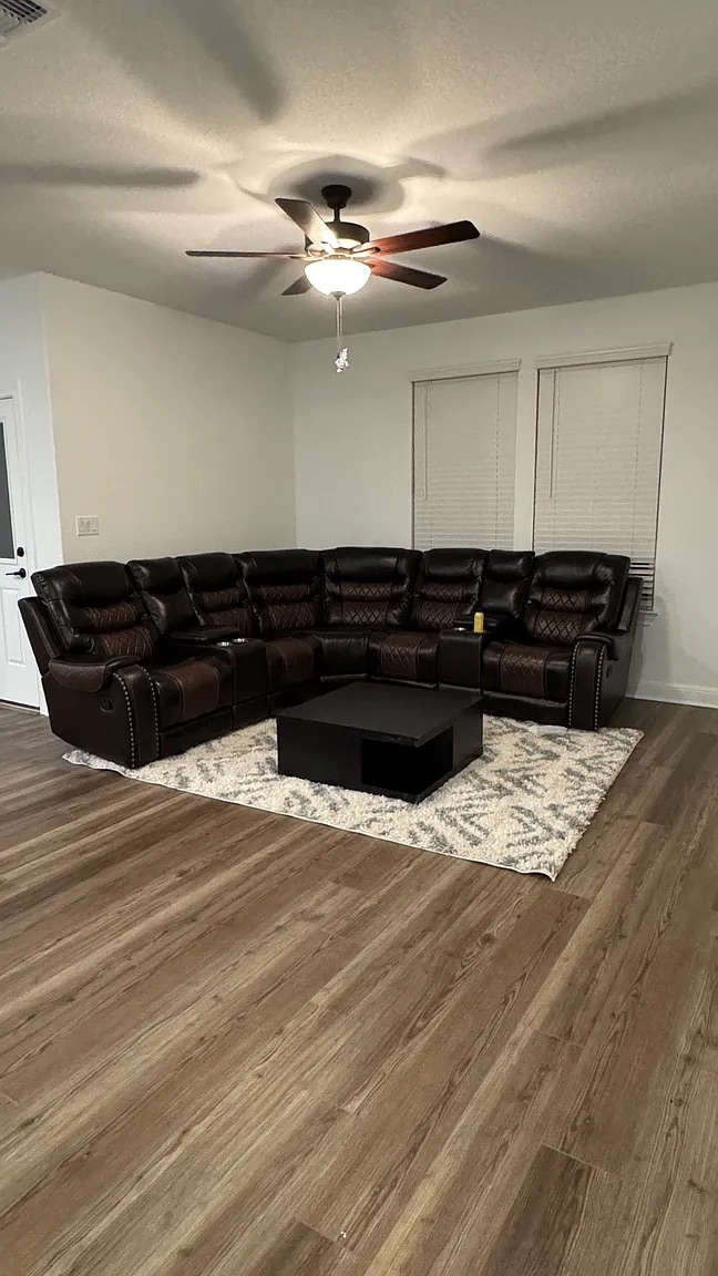 Room in House on Bacalar Bnd in Manor, TX - Building Photo - Building Photo