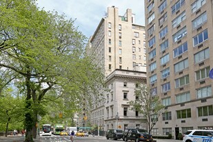 942-944 Fifth Ave in New York, NY - Building Photo