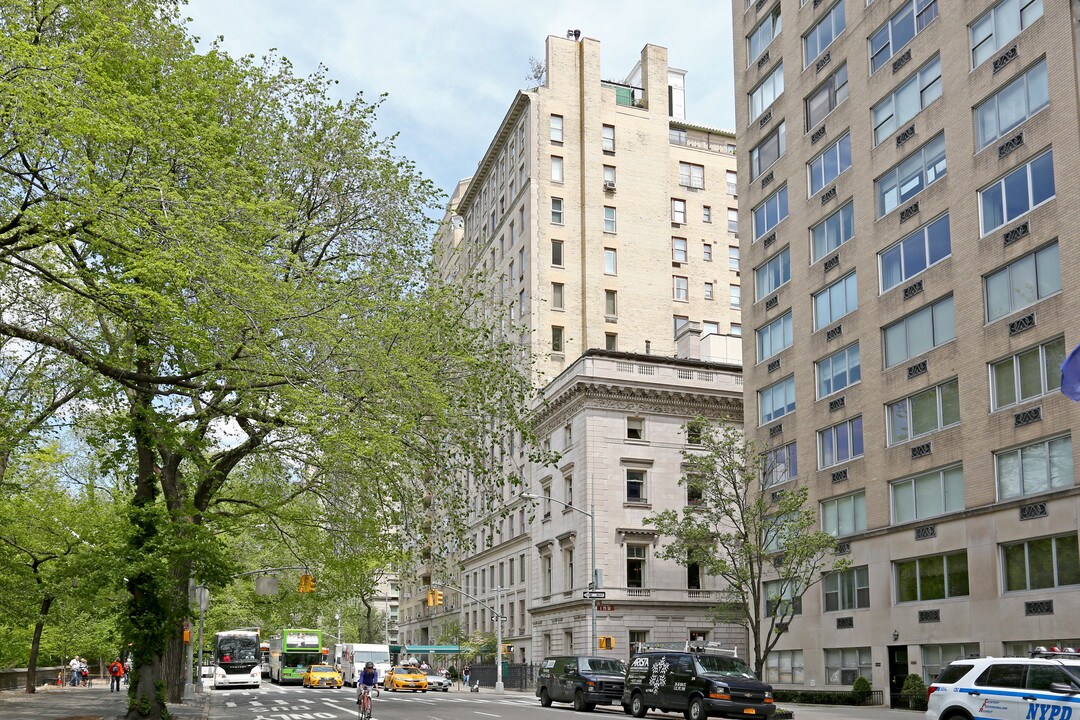 942-944 Fifth Ave in New York, NY - Building Photo