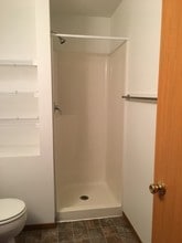 1506 E Desmet Ave in Spokane, WA - Building Photo - Building Photo