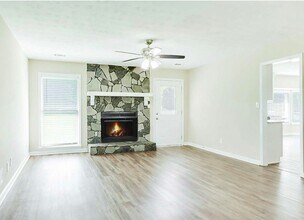 65 Salem Meadow Dr in Covington, GA - Building Photo - Building Photo