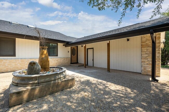 3205 MacArthur Ave in Lago Vista, TX - Building Photo - Building Photo