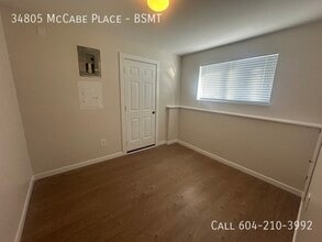 34805 McCabe Pl in Abbotsford, BC - Building Photo - Building Photo