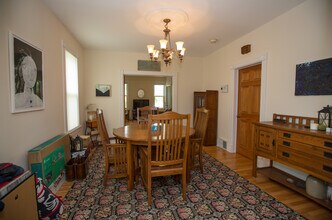 388 Summer St, Unit lower in Buffalo, NY - Building Photo - Building Photo