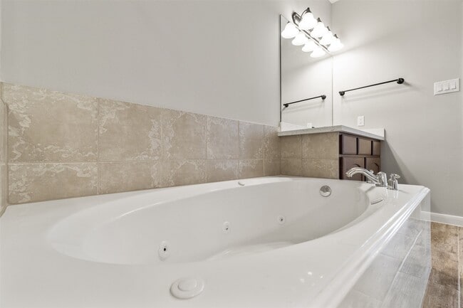 521 Ironwood Forest Dr